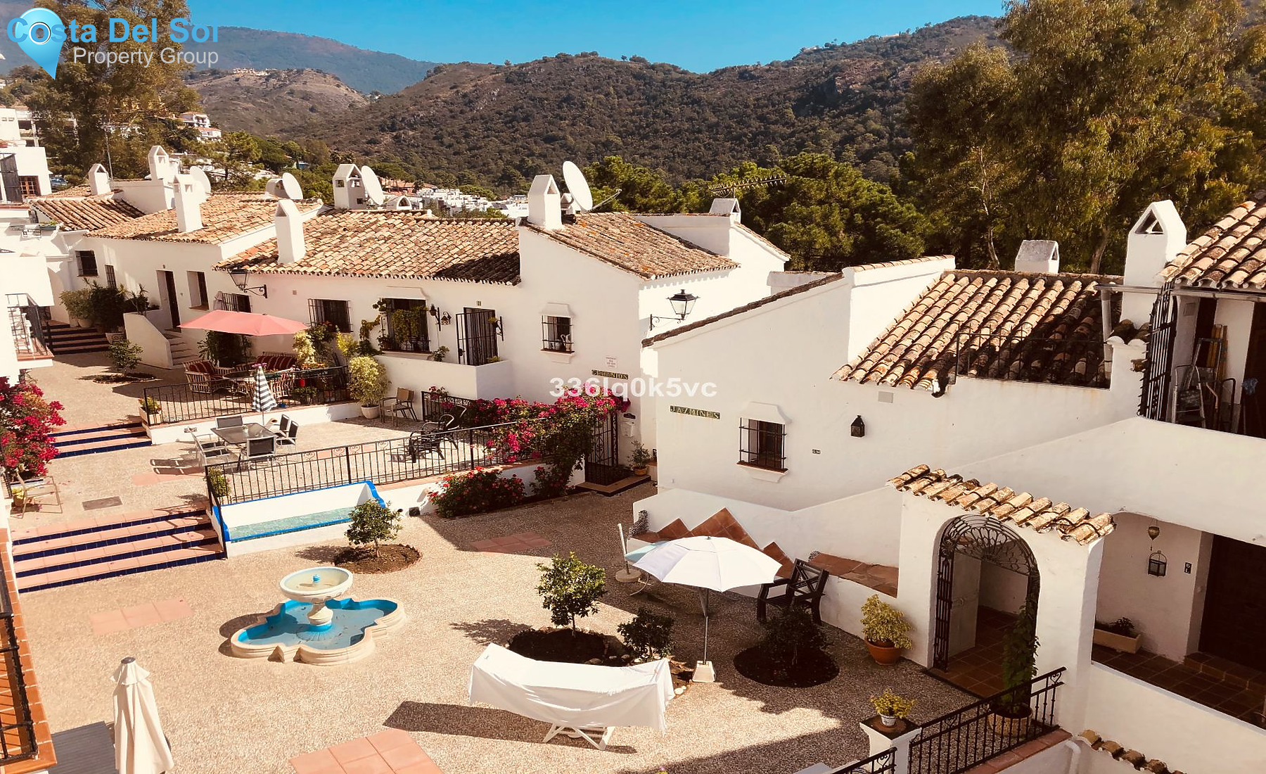 Middle Floor Apartment in Benahavís-1183384