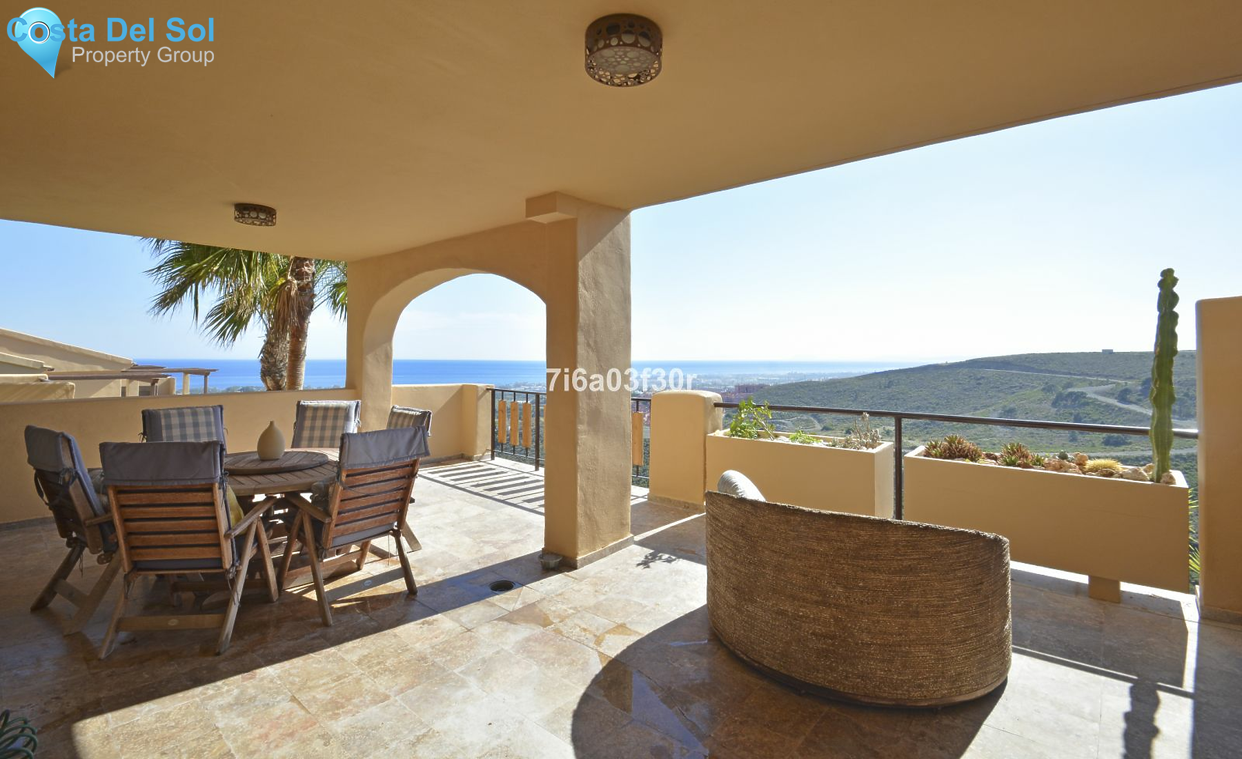 Middle Floor Apartment in Benahavís-1194059