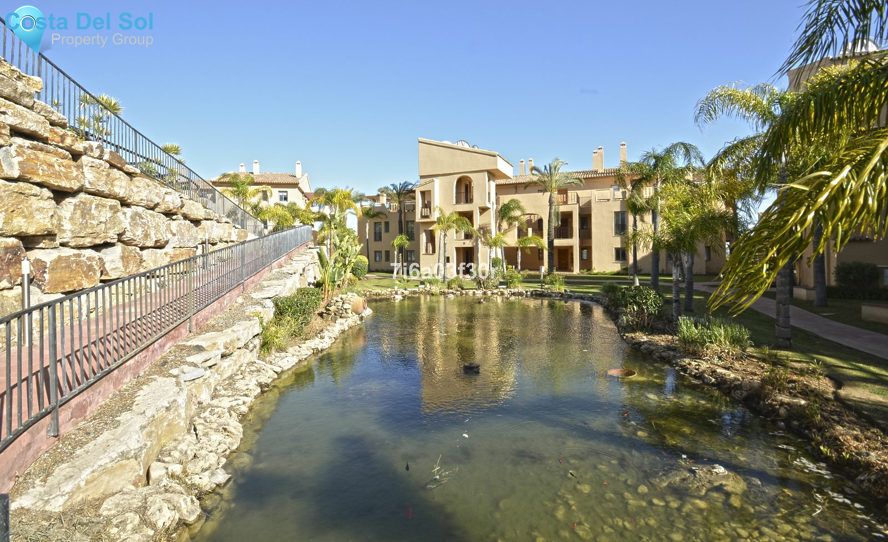 Middle Floor Apartment in Benahavís-1194061