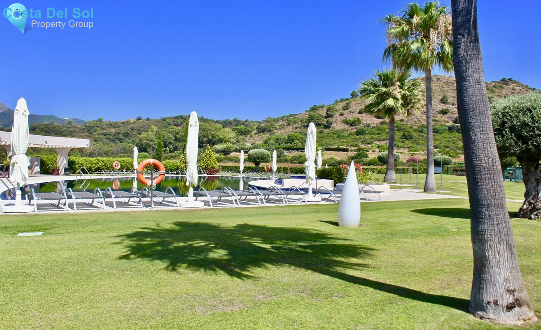 Middle Floor Apartment in Benahavís-1198483
