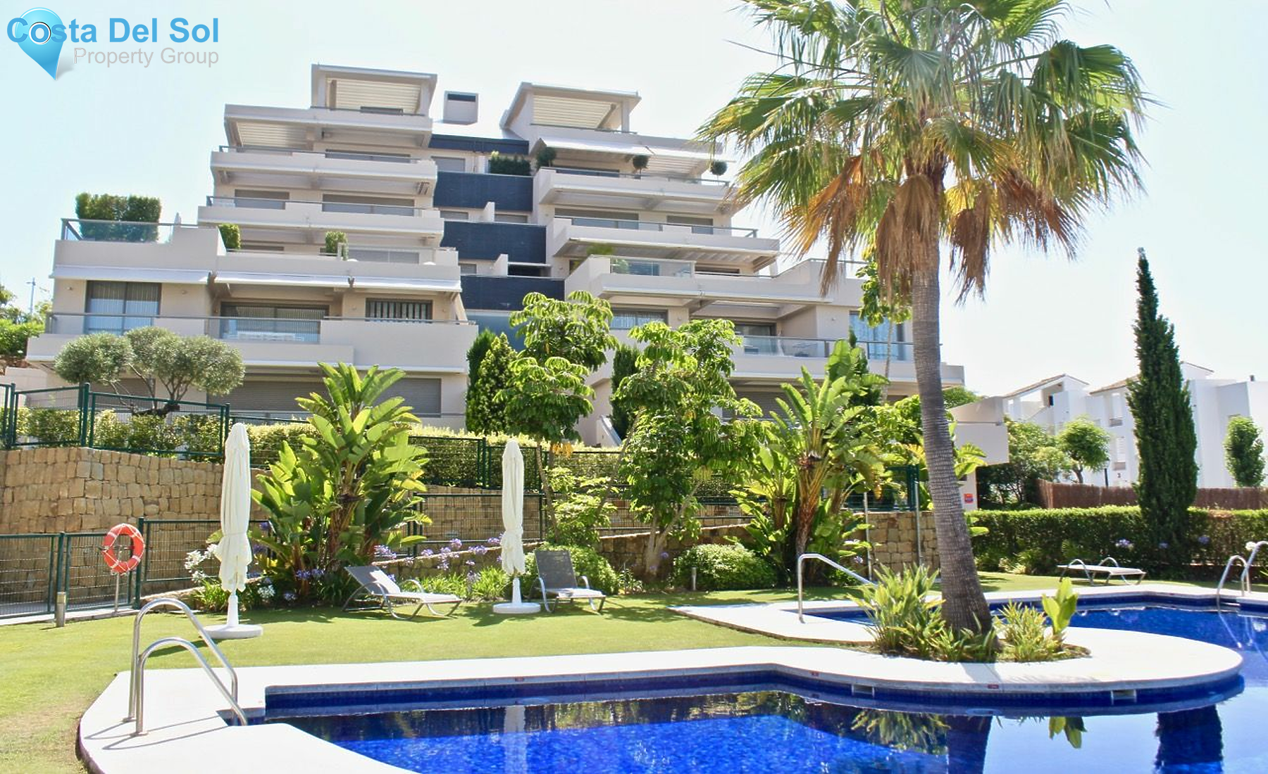 Middle Floor Apartment in Benahavís-1198485