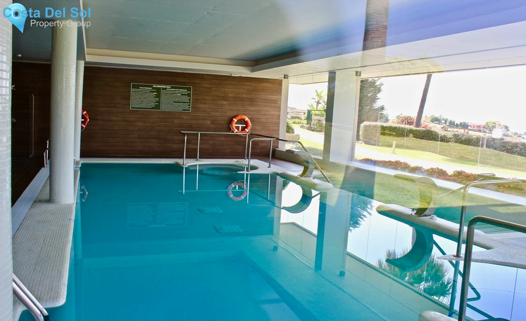 Middle Floor Apartment in Benahavís-1198486