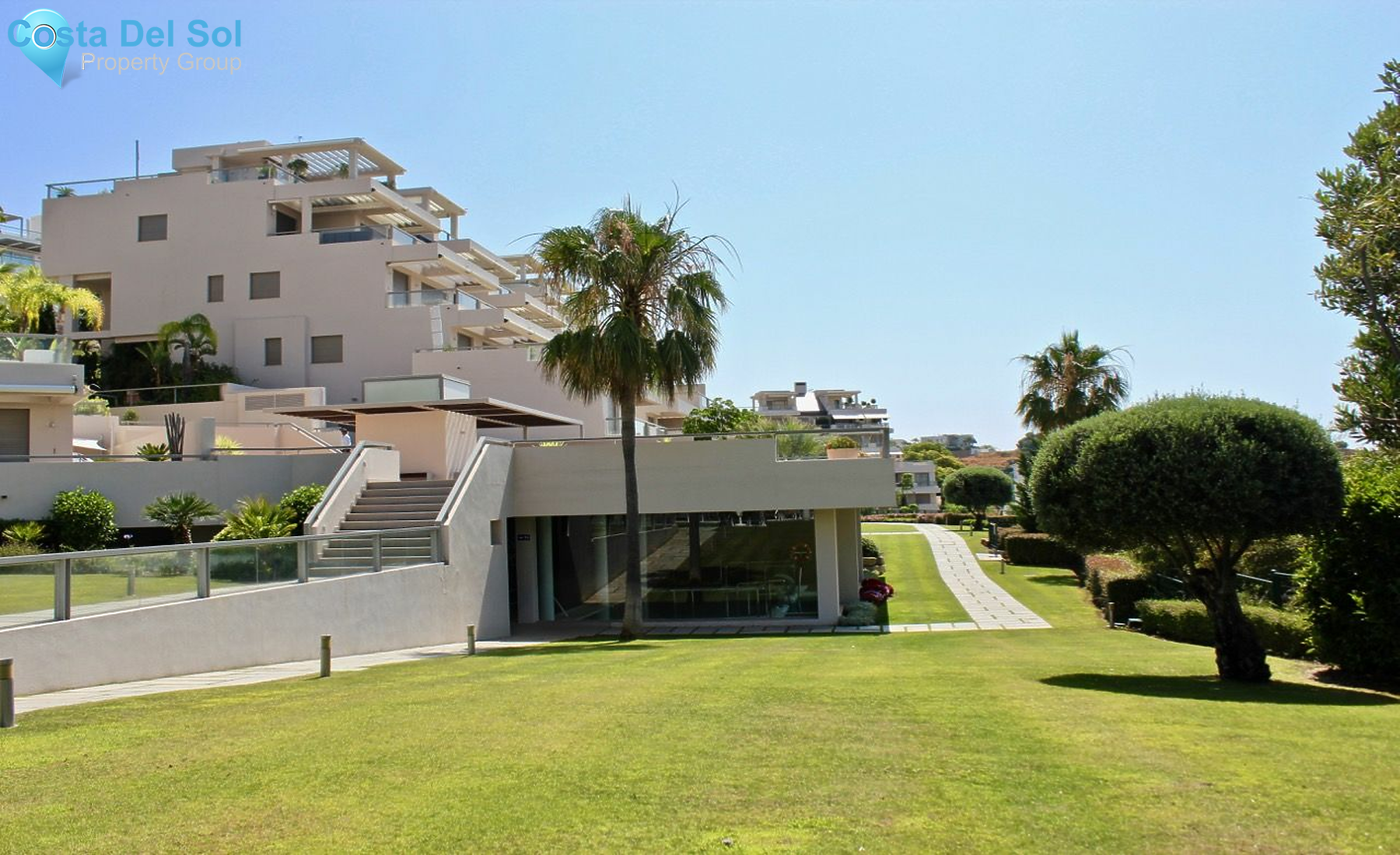 Middle Floor Apartment in Benahavís-1198488