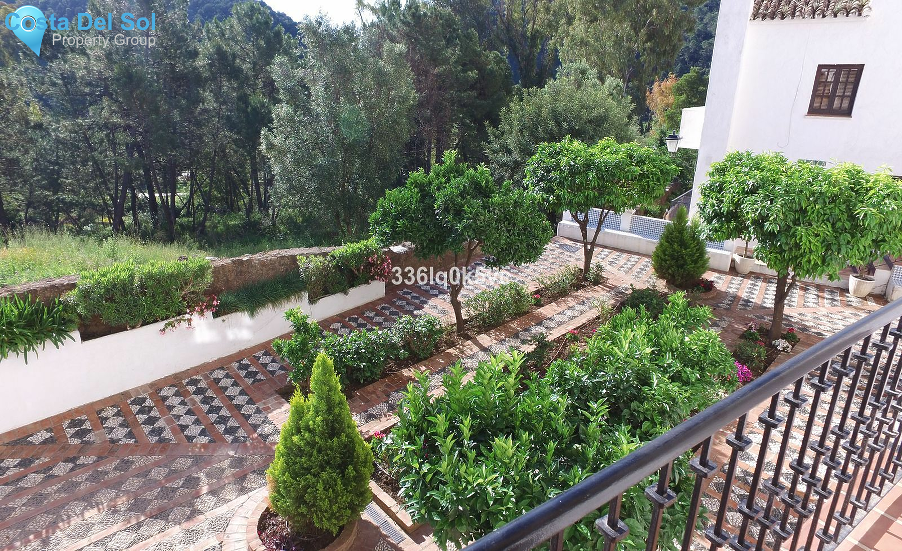 Middle Floor Apartment in Benahavís