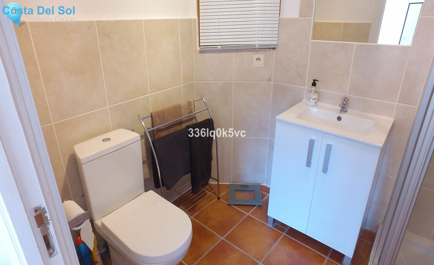 Middle Floor Apartment in Benahavís-1201719