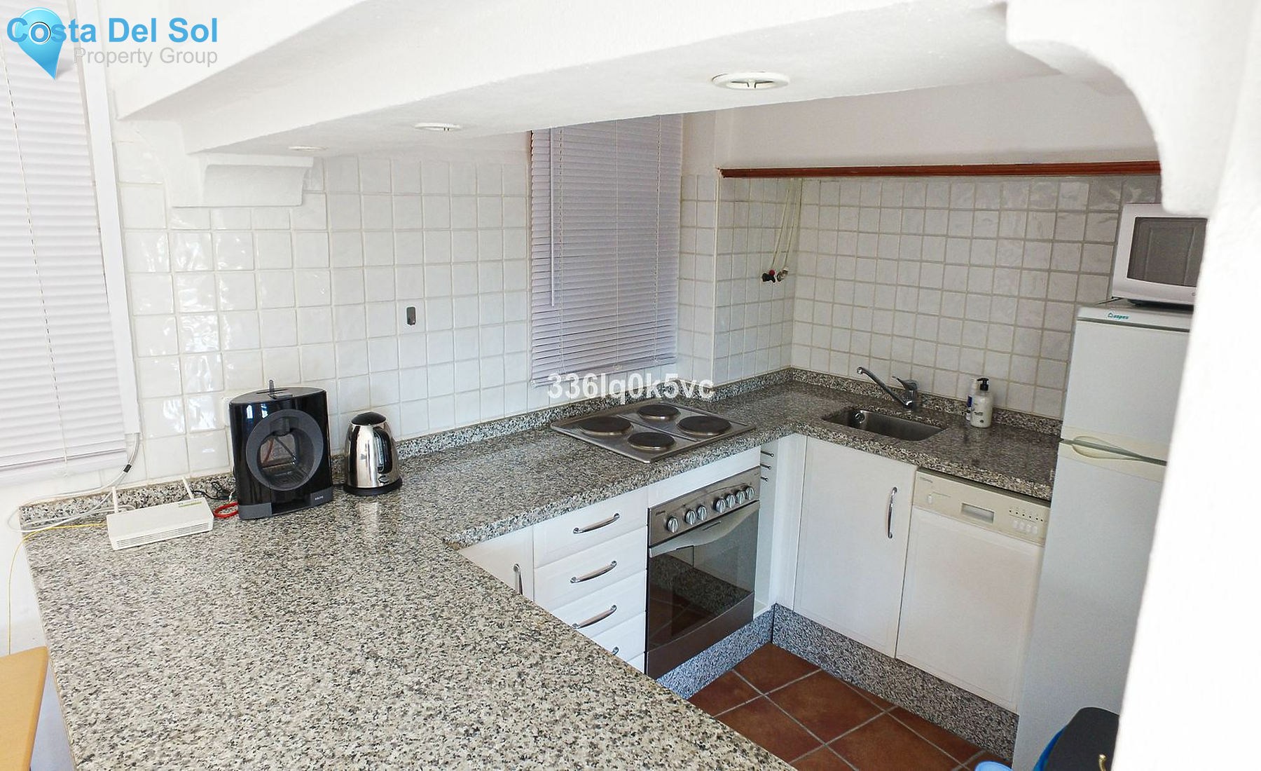 Middle Floor Apartment in Benahavís-1201711