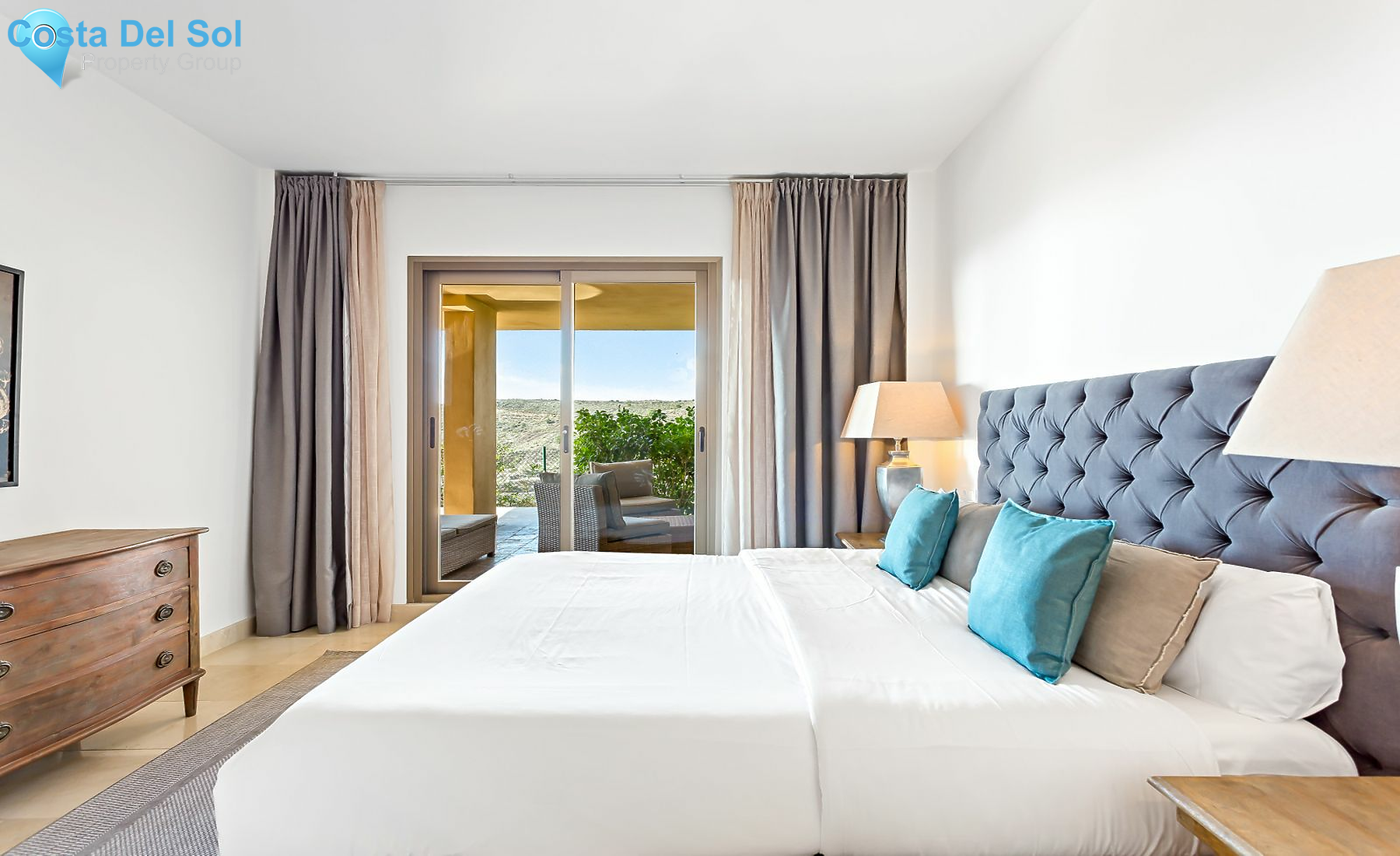 Ground Floor Apartment in Benahavís-1208854