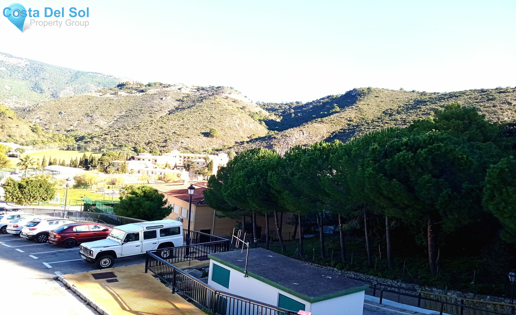 Middle Floor Apartment in Benahavís-1393641