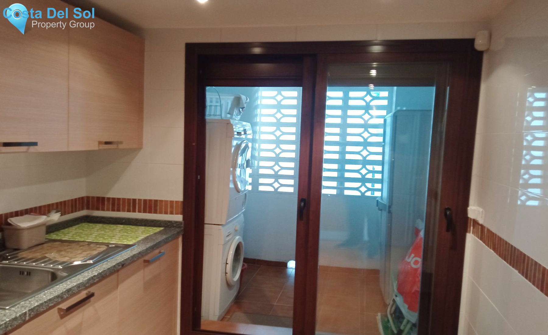 Middle Floor Apartment in Benahavís-1393635