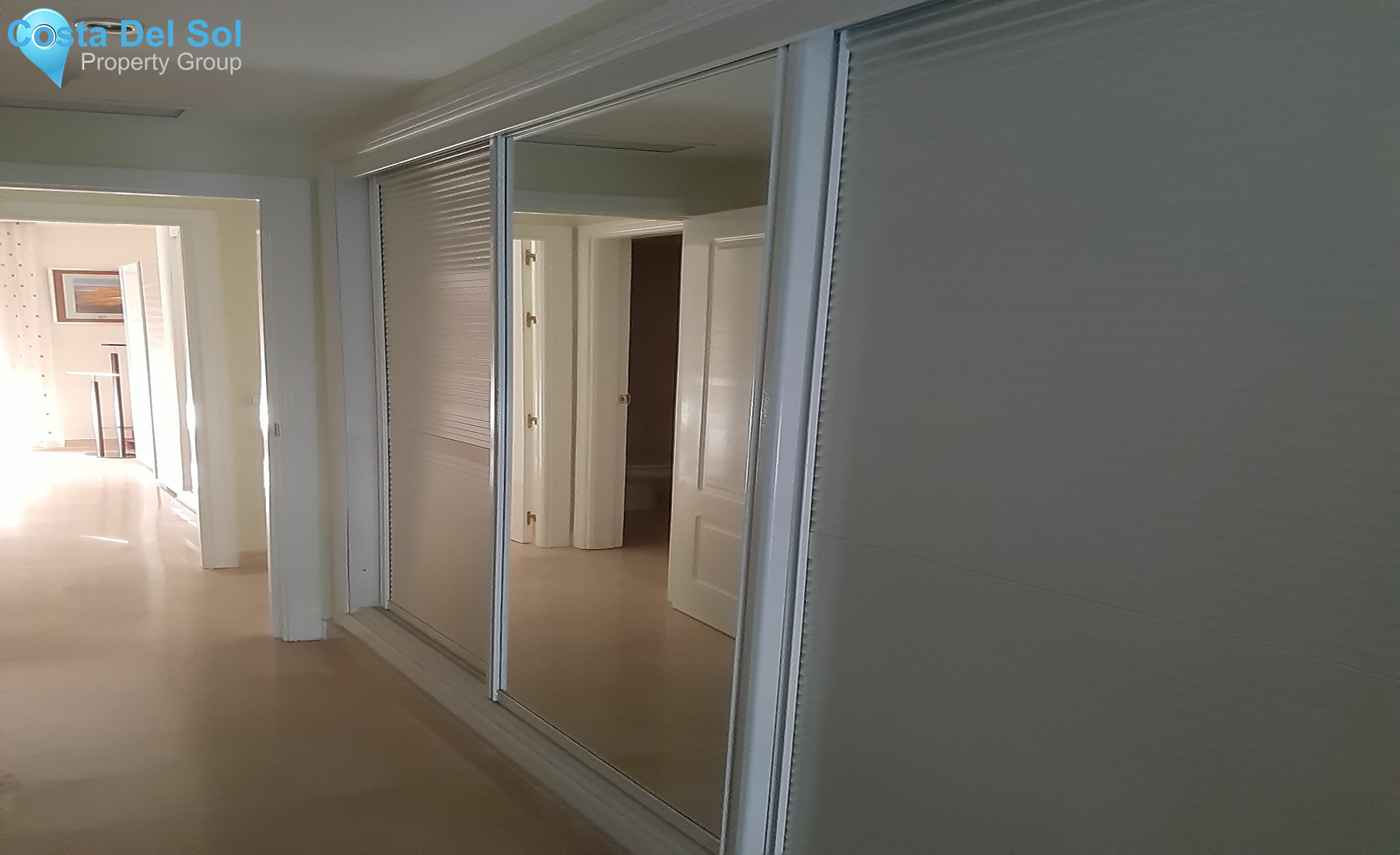 Middle Floor Apartment in Benahavís-1394445