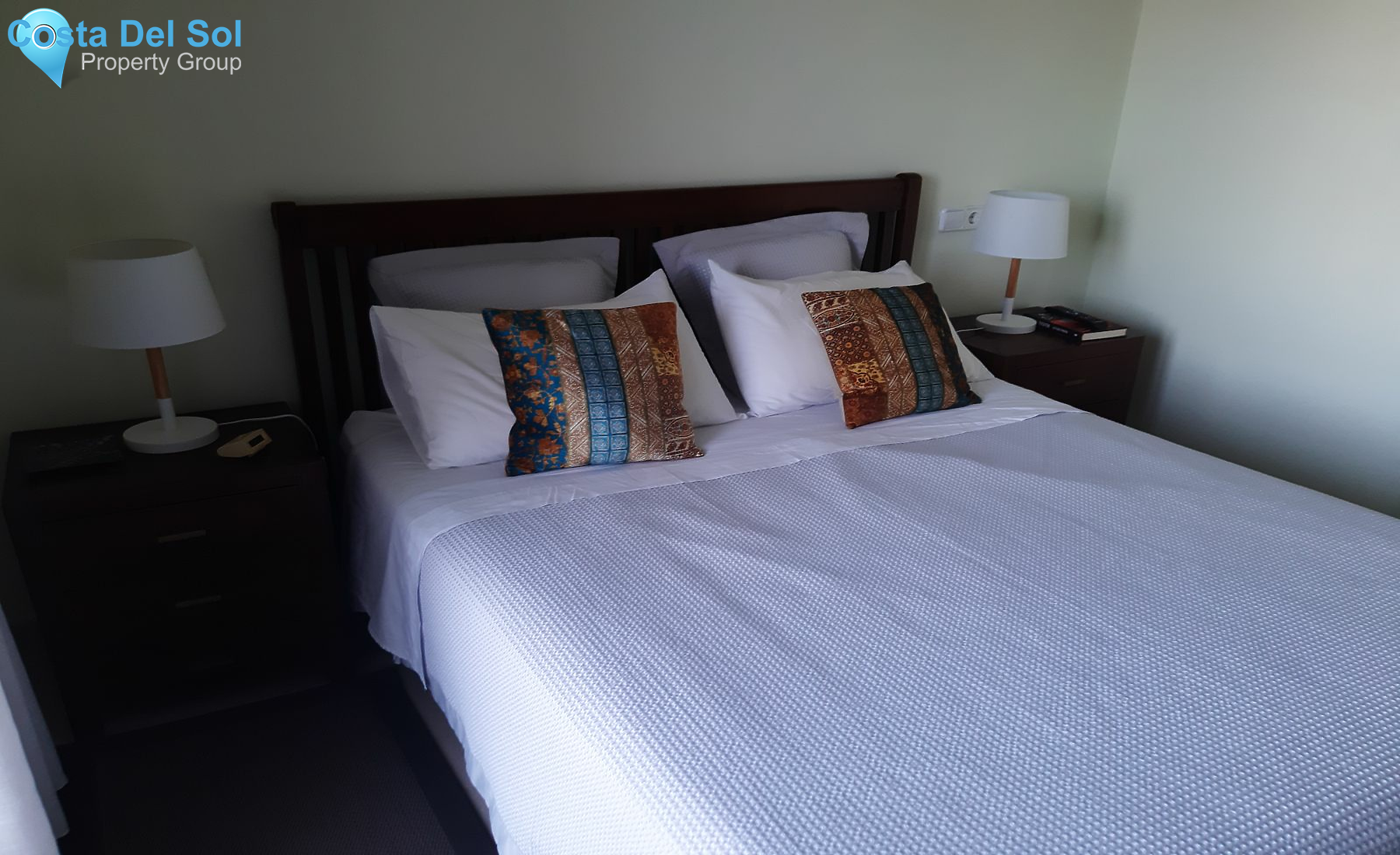 Middle Floor Apartment in Benahavís-1394450
