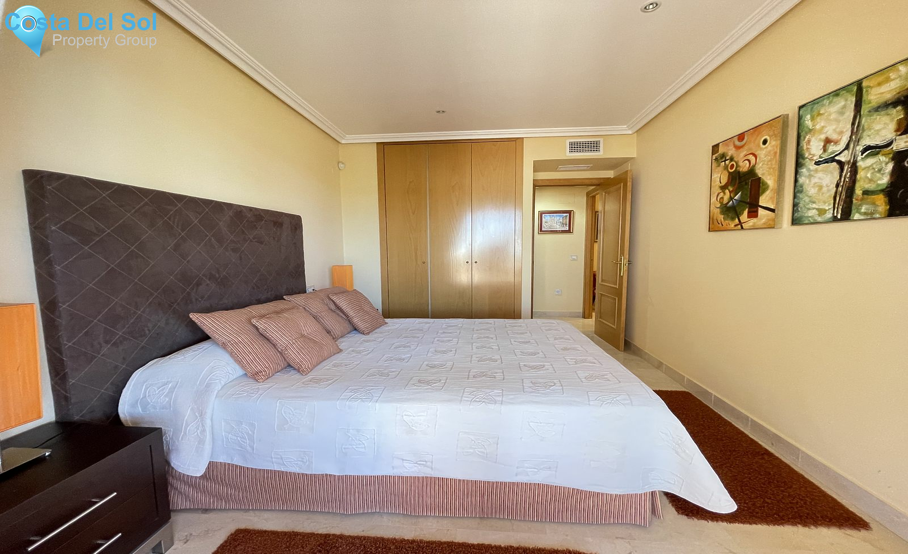 Middle Floor Apartment in Benahavís-1419246
