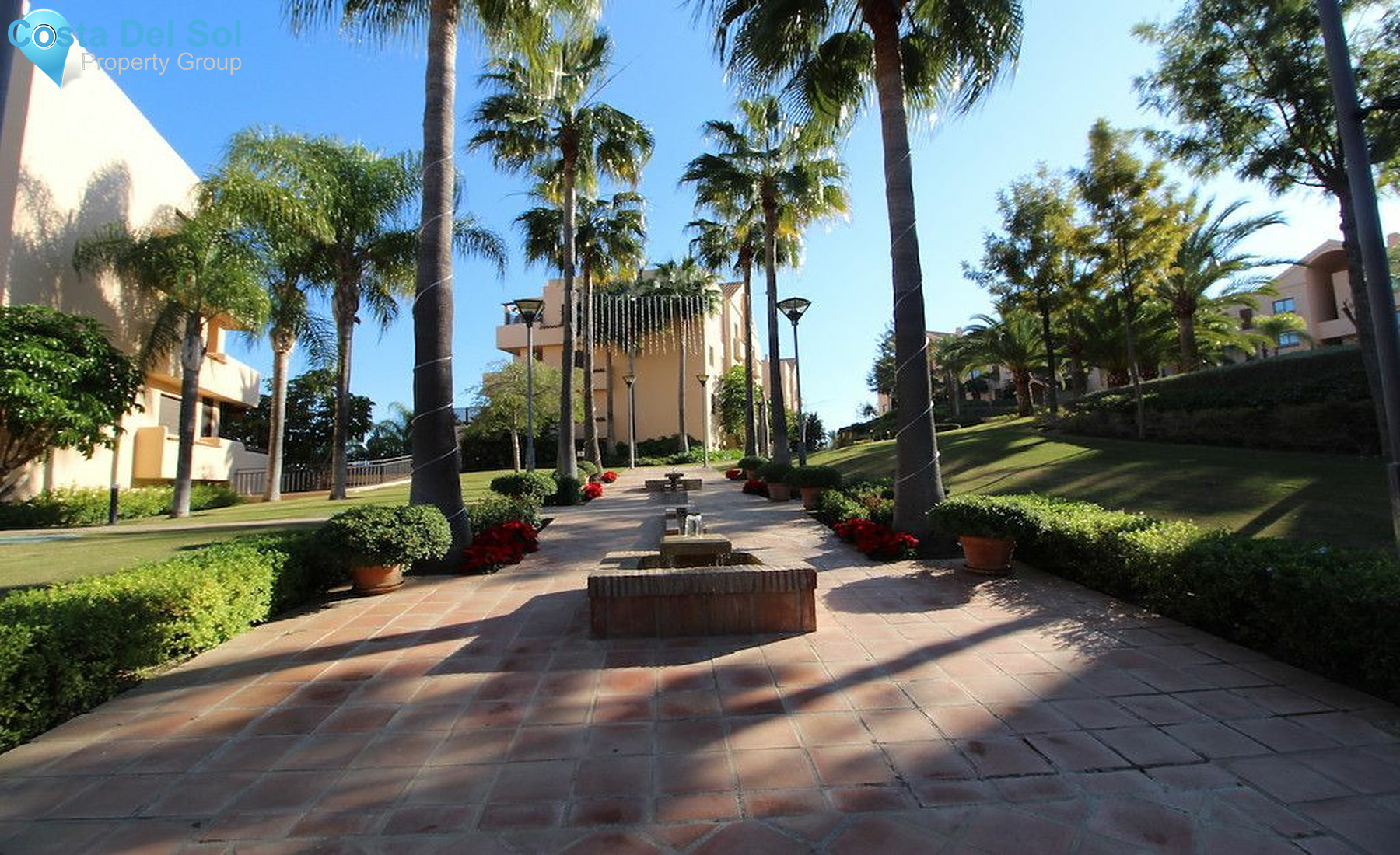 Middle Floor Apartment in Benahavís-1419251