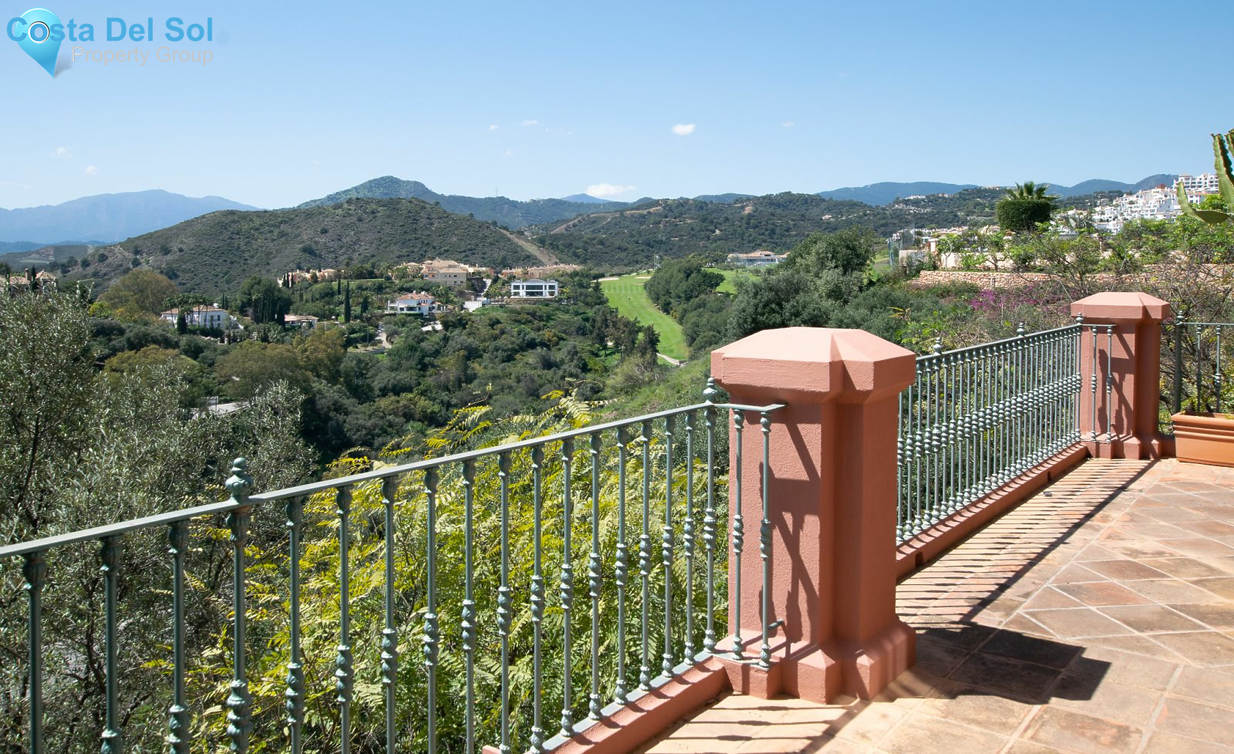 Middle Floor Apartment in Benahavís