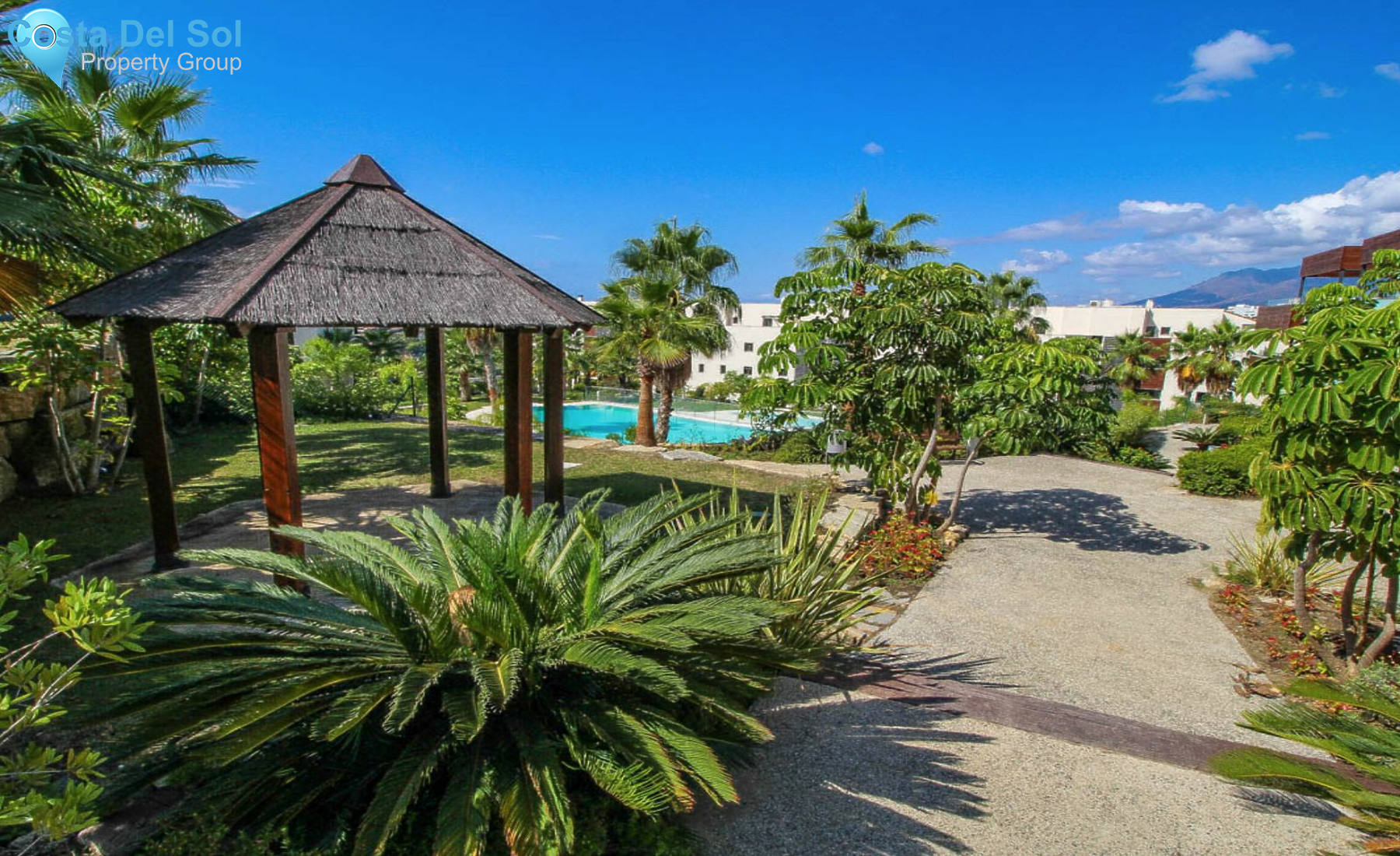 Middle Floor Apartment in Benahavís-1425149