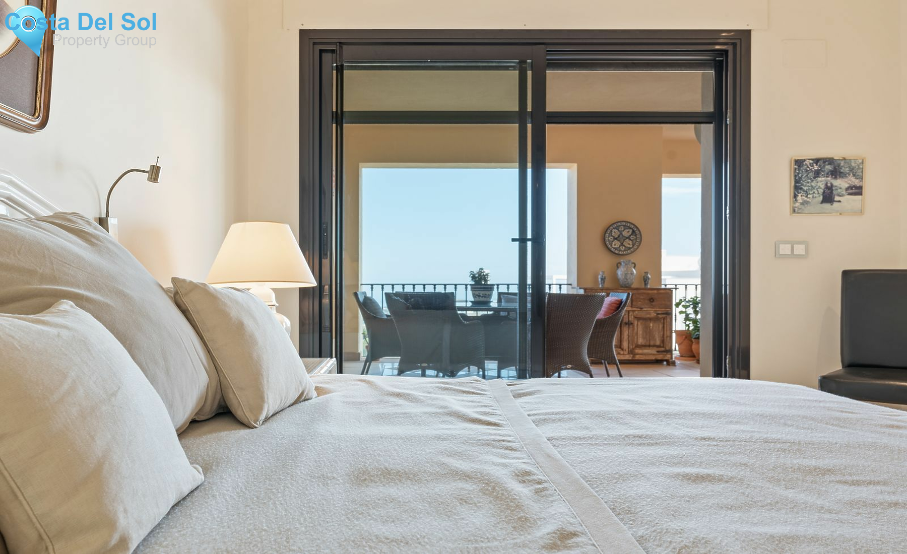 Middle Floor Apartment in Benahavís-1471916