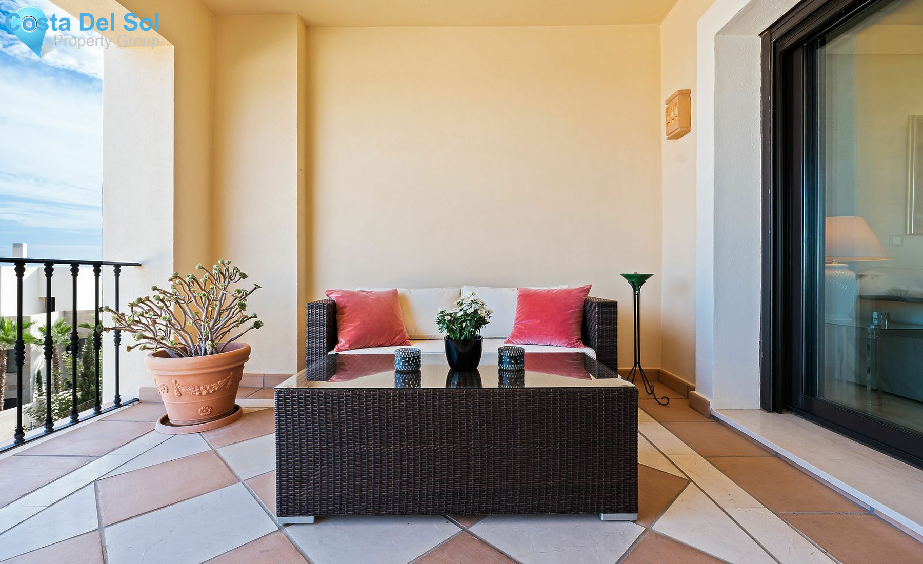 Middle Floor Apartment in Benahavís-1471922