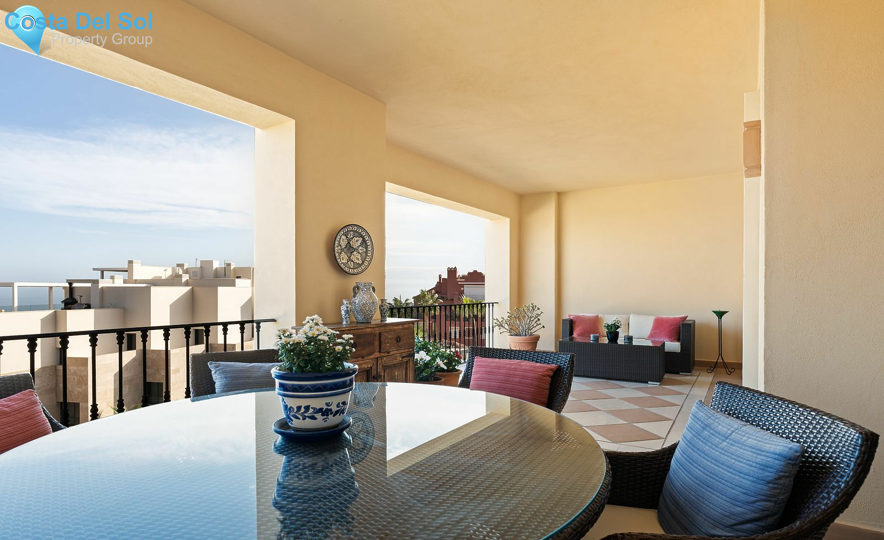 Middle Floor Apartment in Benahavís-1471905