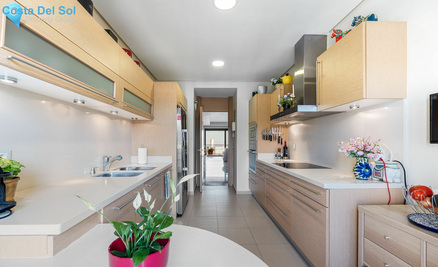 Middle Floor Apartment in Benahavís-1471911