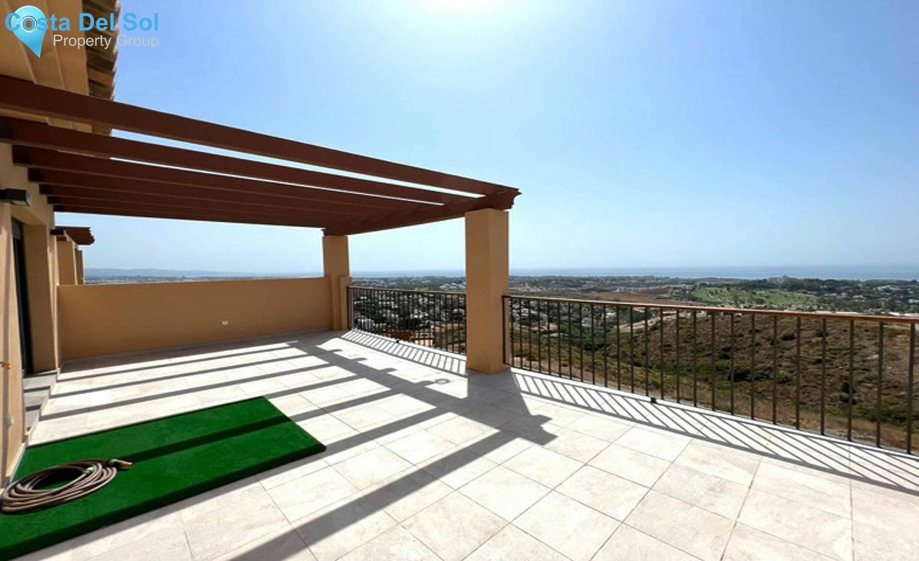 Middle Floor Apartment in Benahavís-1520658