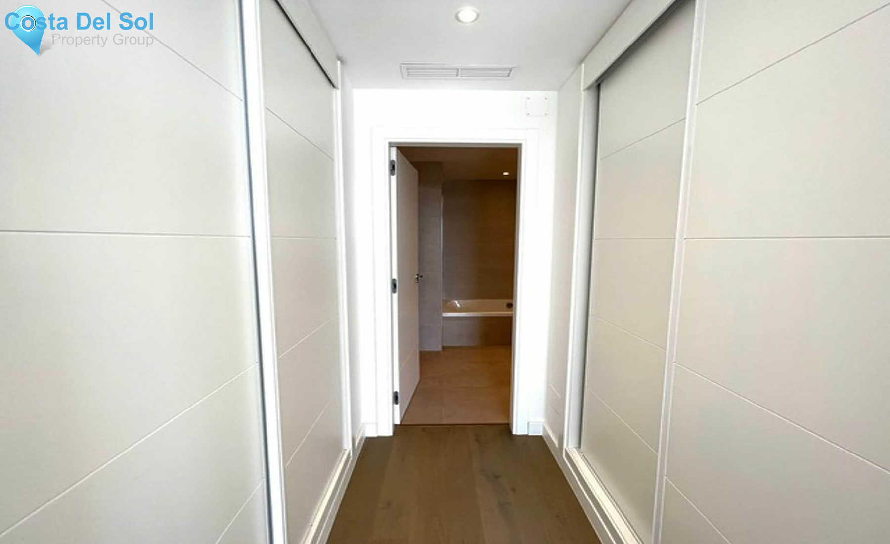 Middle Floor Apartment in Benahavís-1520672