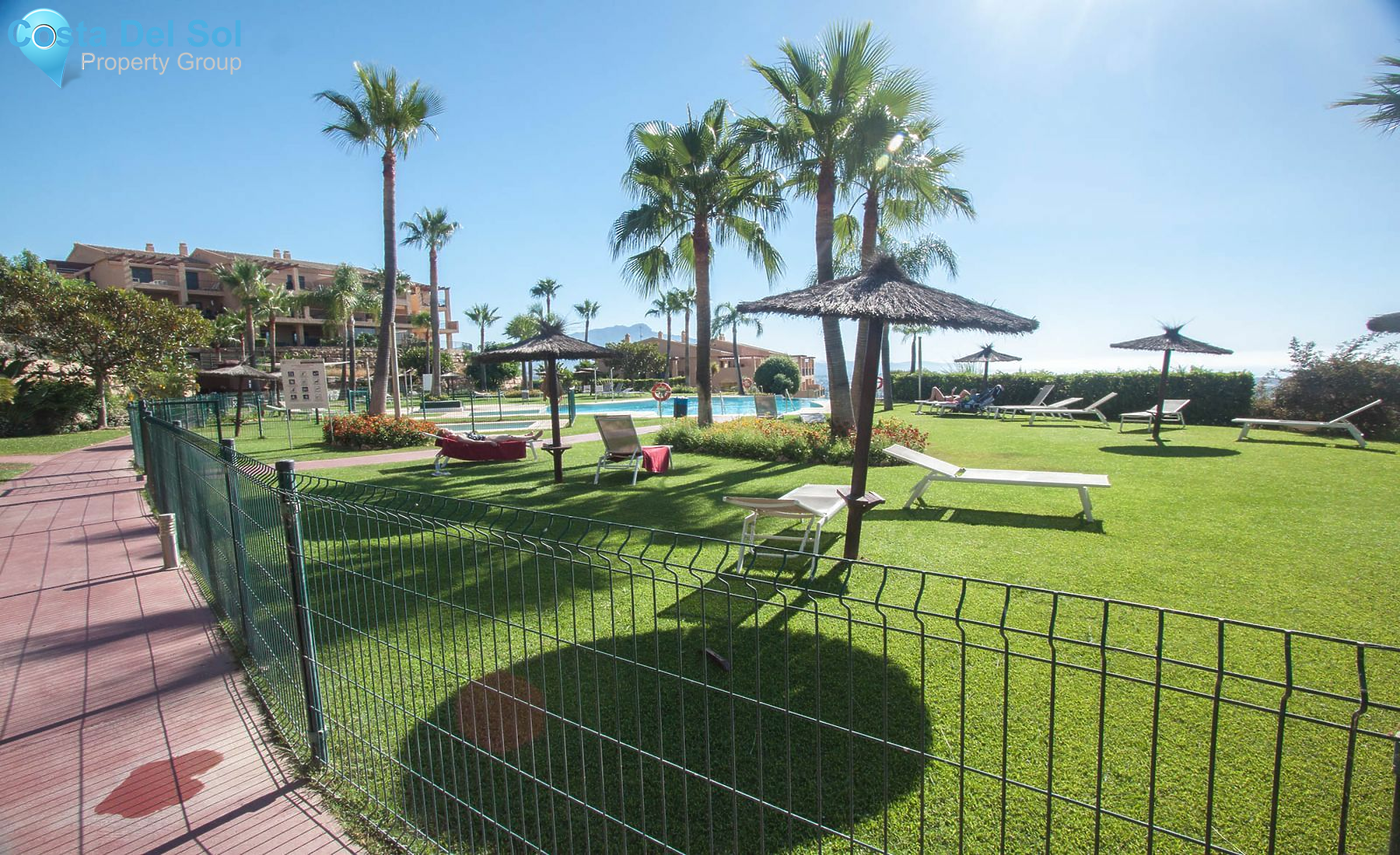 Middle Floor Apartment in Benahavís-1520673