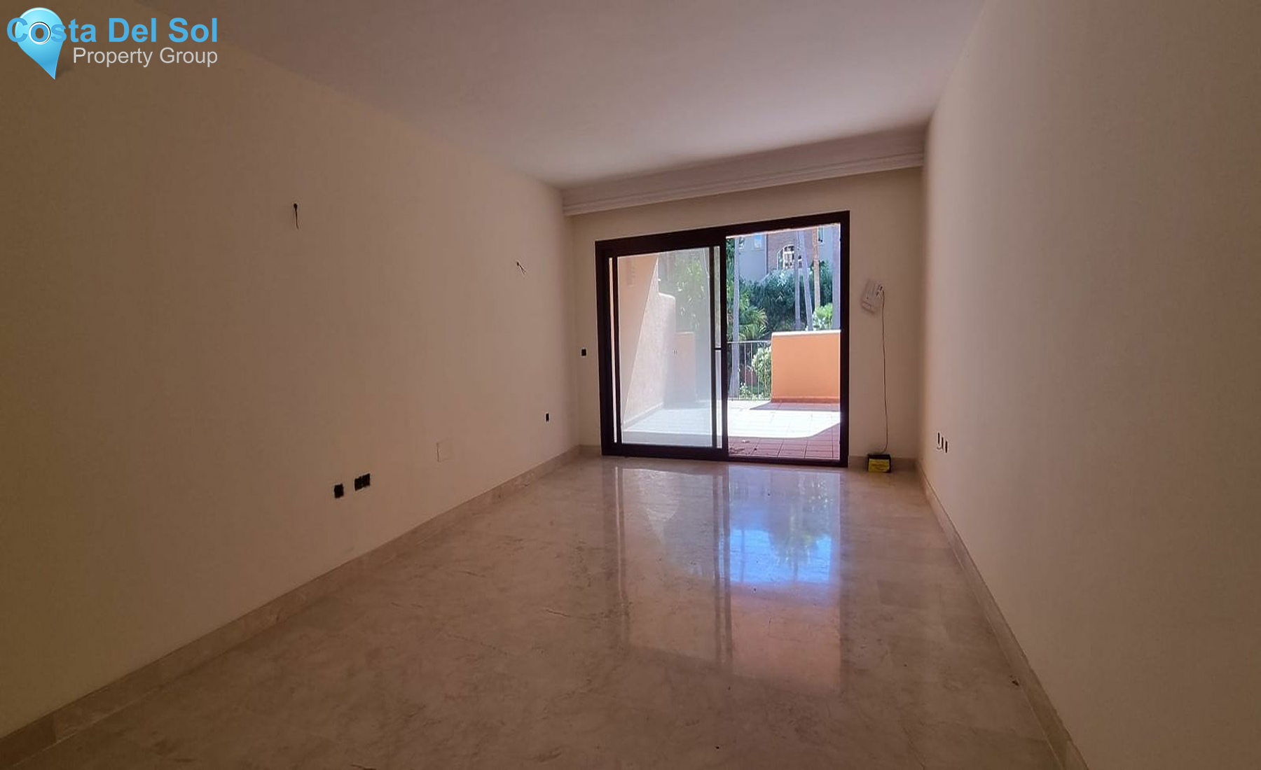 Middle Floor Apartment in Benahavís-1547390
