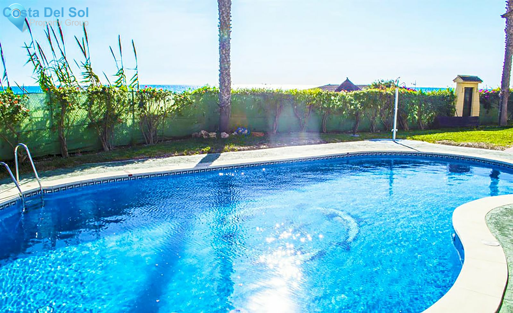 Middle Floor Apartment in Benajarafe-1140899