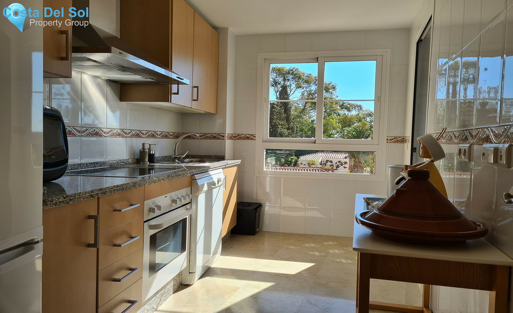 Middle Floor Apartment in Benalmadena Costa-1255134