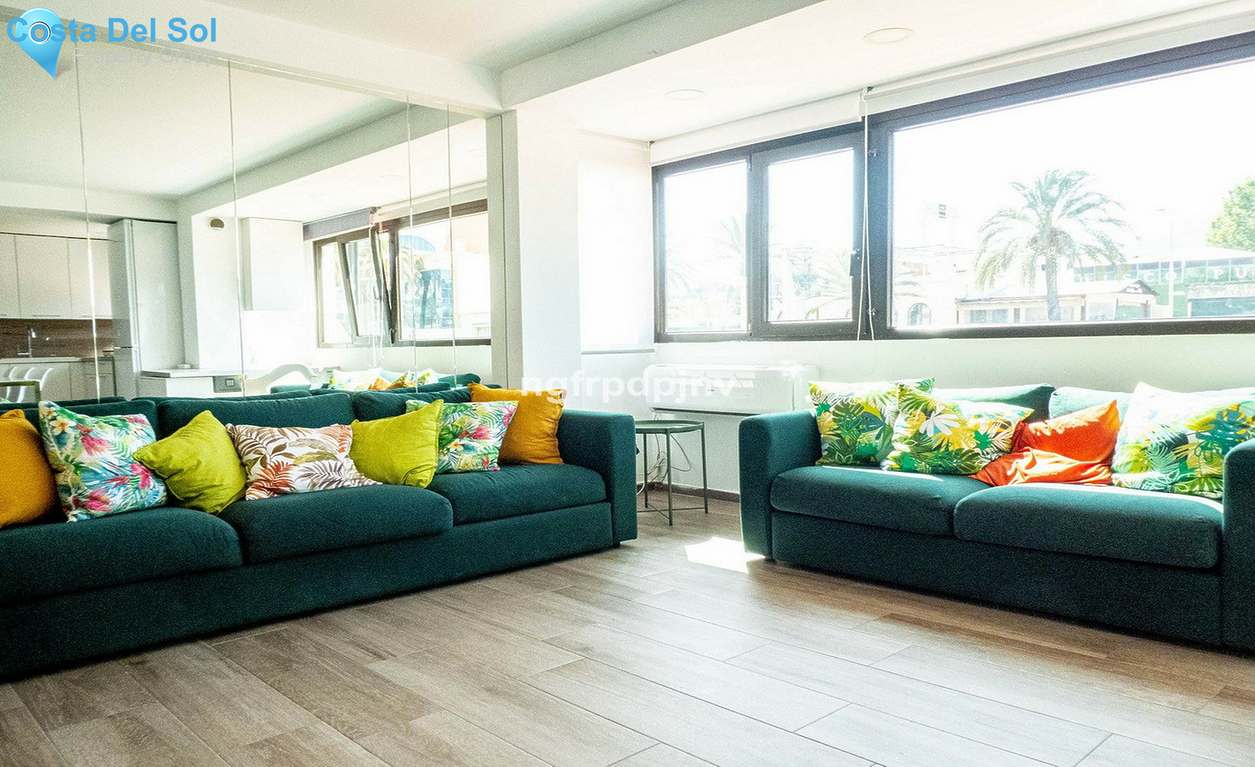 Middle Floor Apartment in Benalmadena Costa-1270315