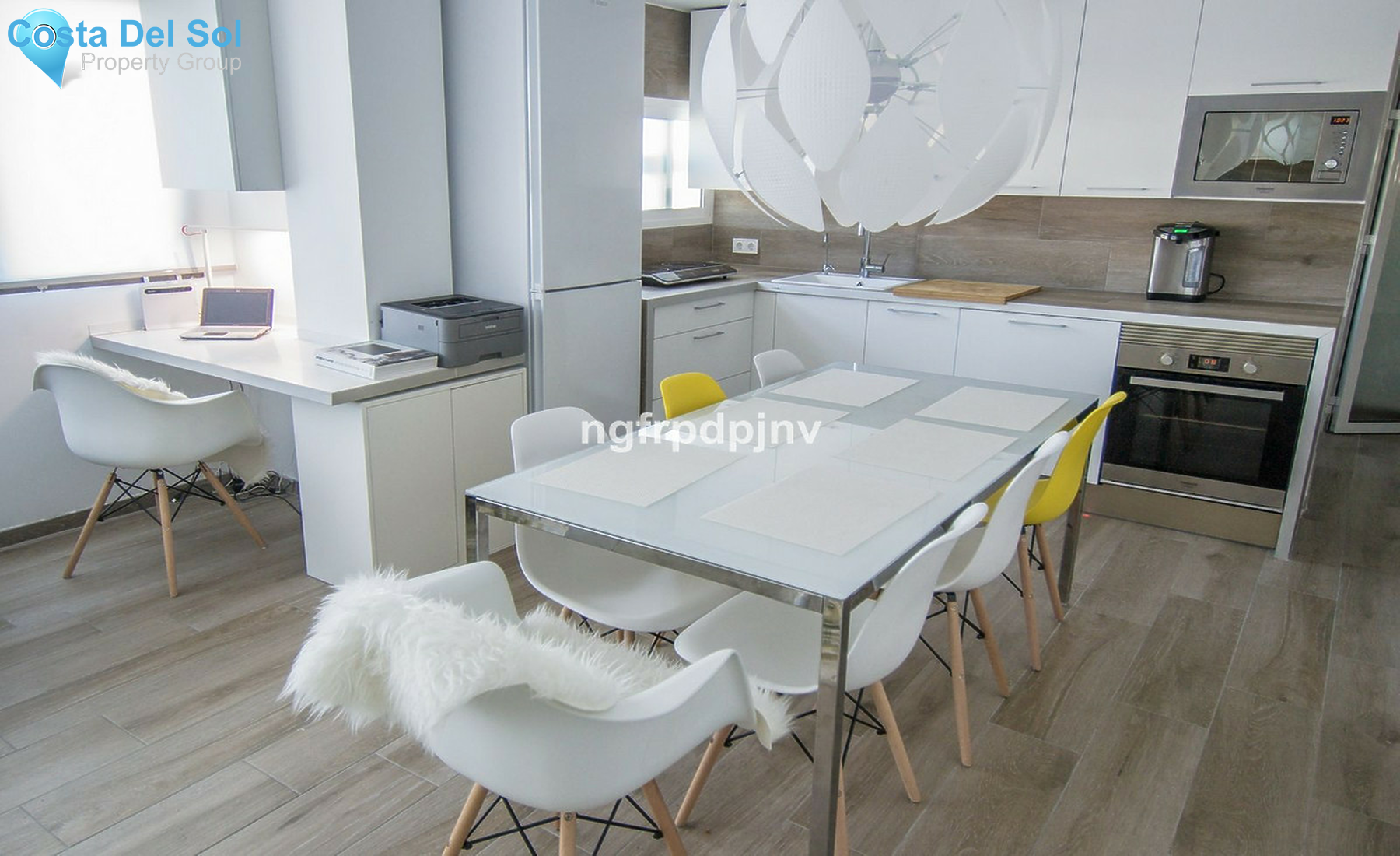 Middle Floor Apartment in Benalmadena Costa-1270306