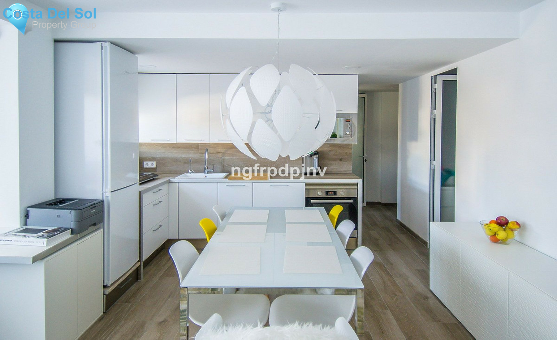 Middle Floor Apartment in Benalmadena Costa-1270310
