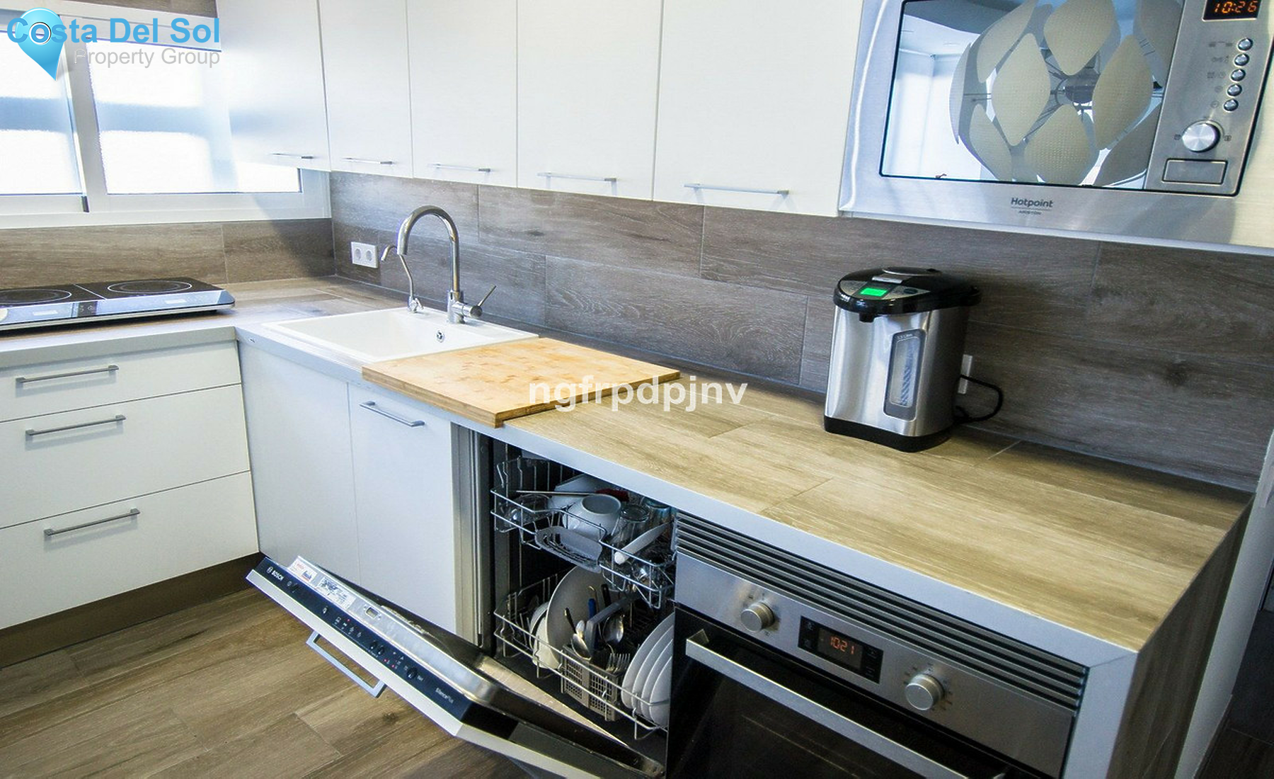 Middle Floor Apartment in Benalmadena Costa-1270311