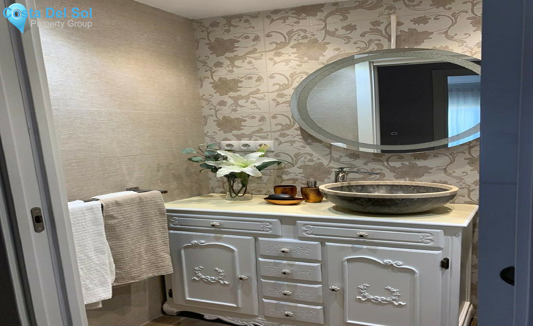Middle Floor Apartment in Benalmadena Costa-1340089