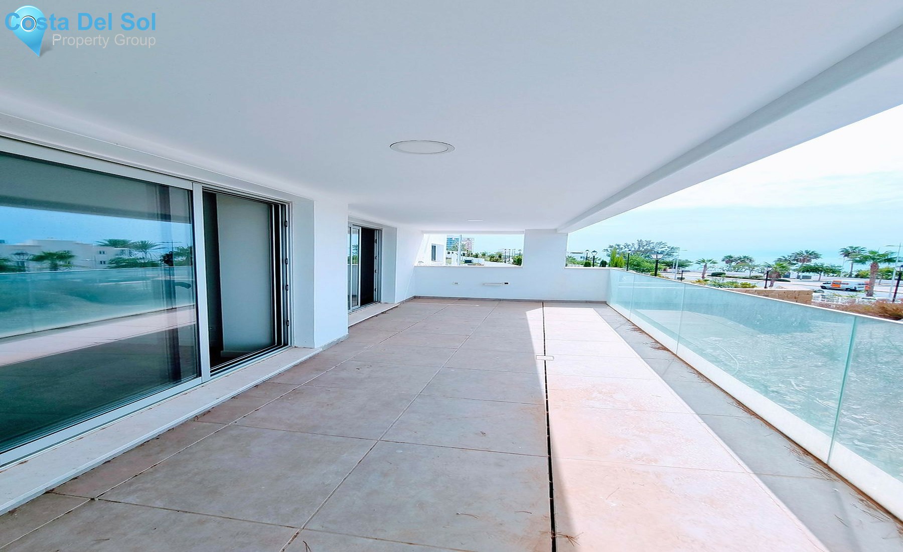 Middle Floor Apartment in Benalmadena Costa-1407882