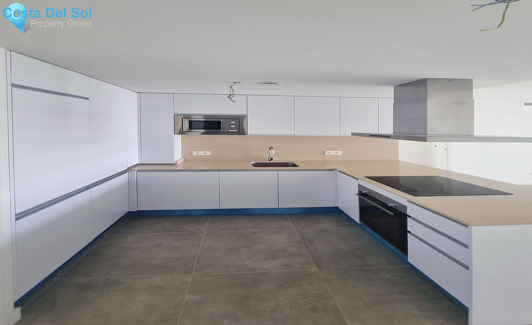Middle Floor Apartment in Benalmadena Costa-1407870