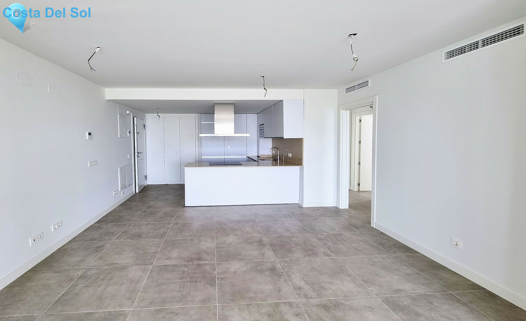 Middle Floor Apartment in Benalmadena Costa-1407871