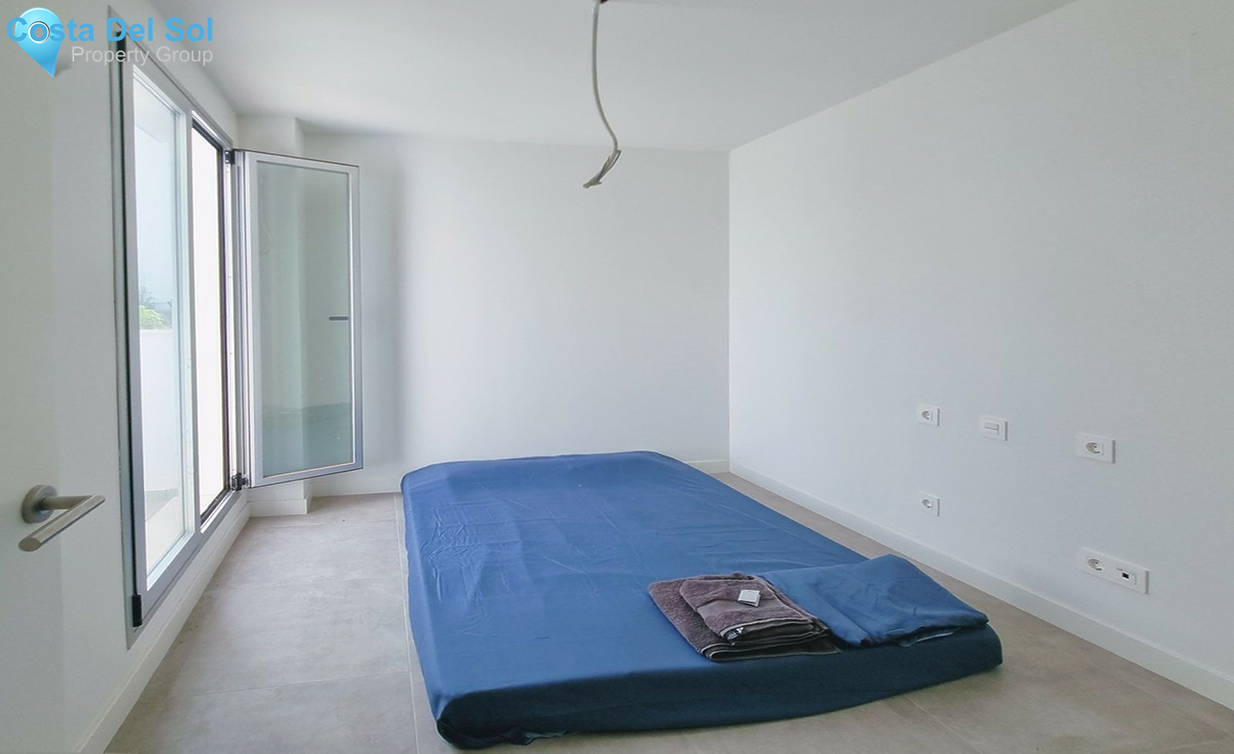 Middle Floor Apartment in Benalmadena Costa-1407874