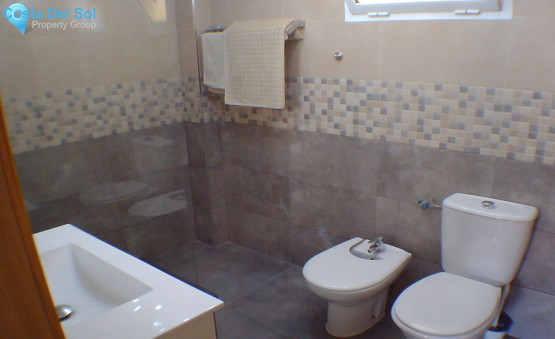 Middle Floor Apartment in Benalmadena Costa-1414463