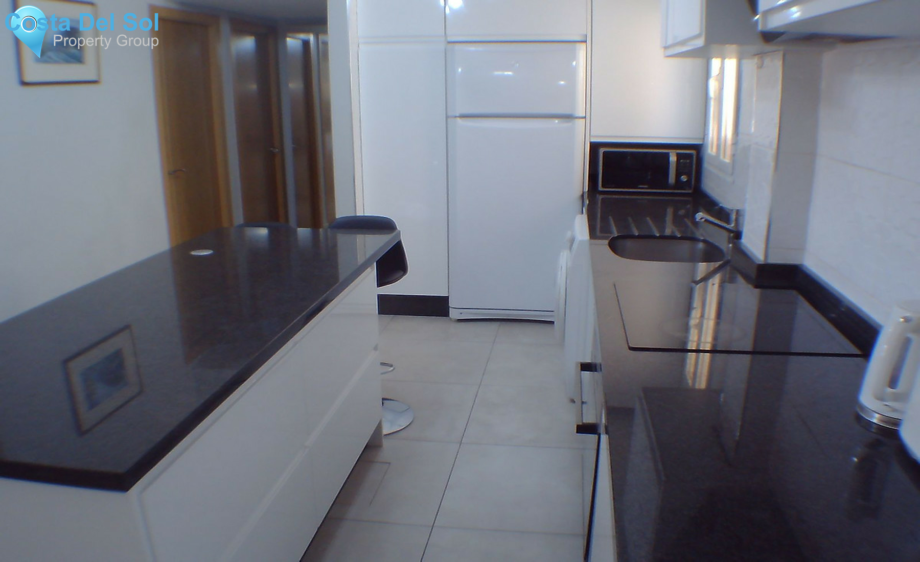 Middle Floor Apartment in Benalmadena Costa-1414458