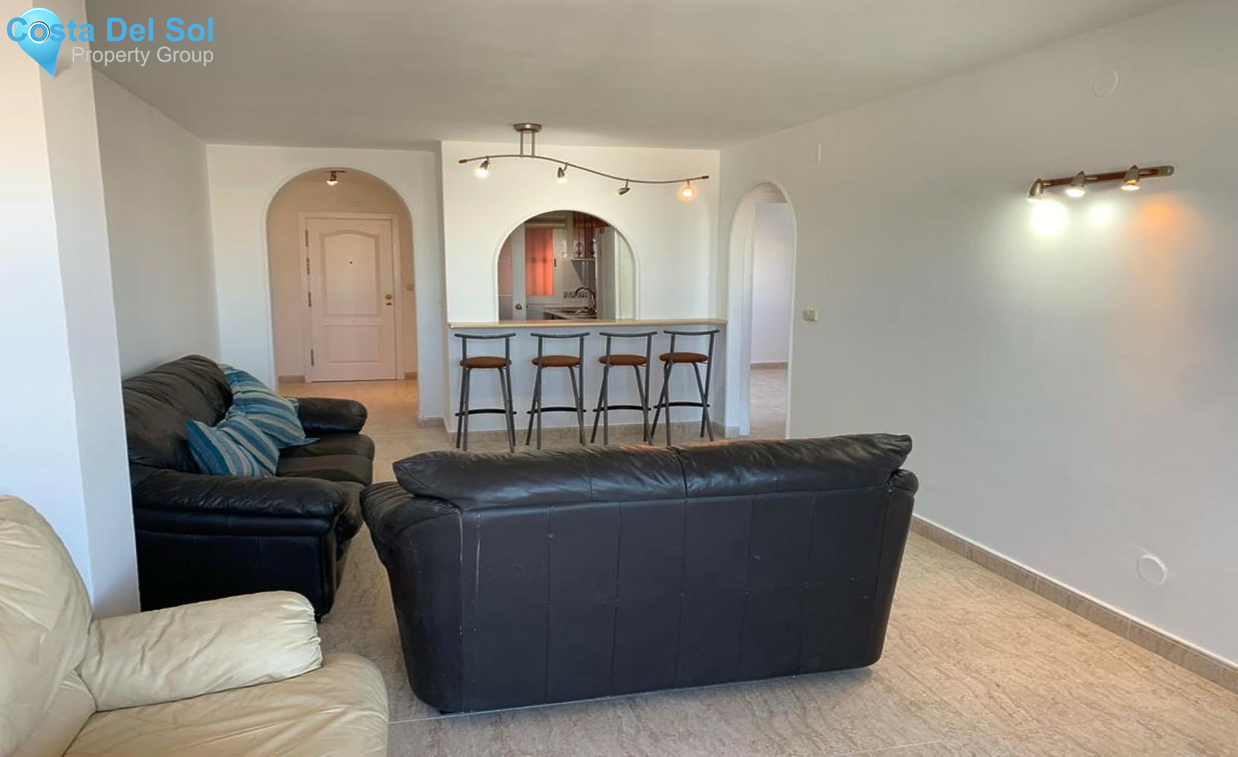 Middle Floor Apartment in Benalmadena Costa-695134