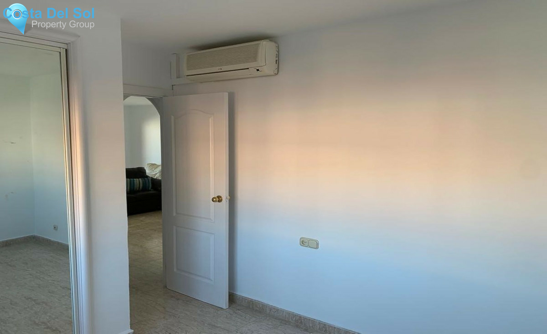 Middle Floor Apartment in Benalmadena Costa-695135