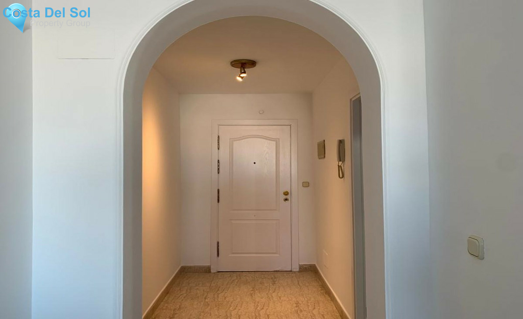 Middle Floor Apartment in Benalmadena Costa-695124