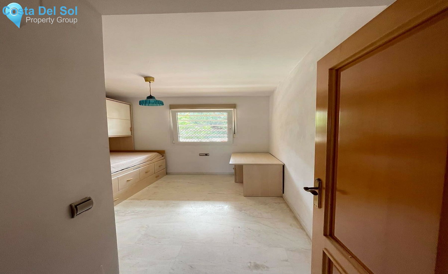 Middle Floor Apartment in Benalmadena Costa-1501610