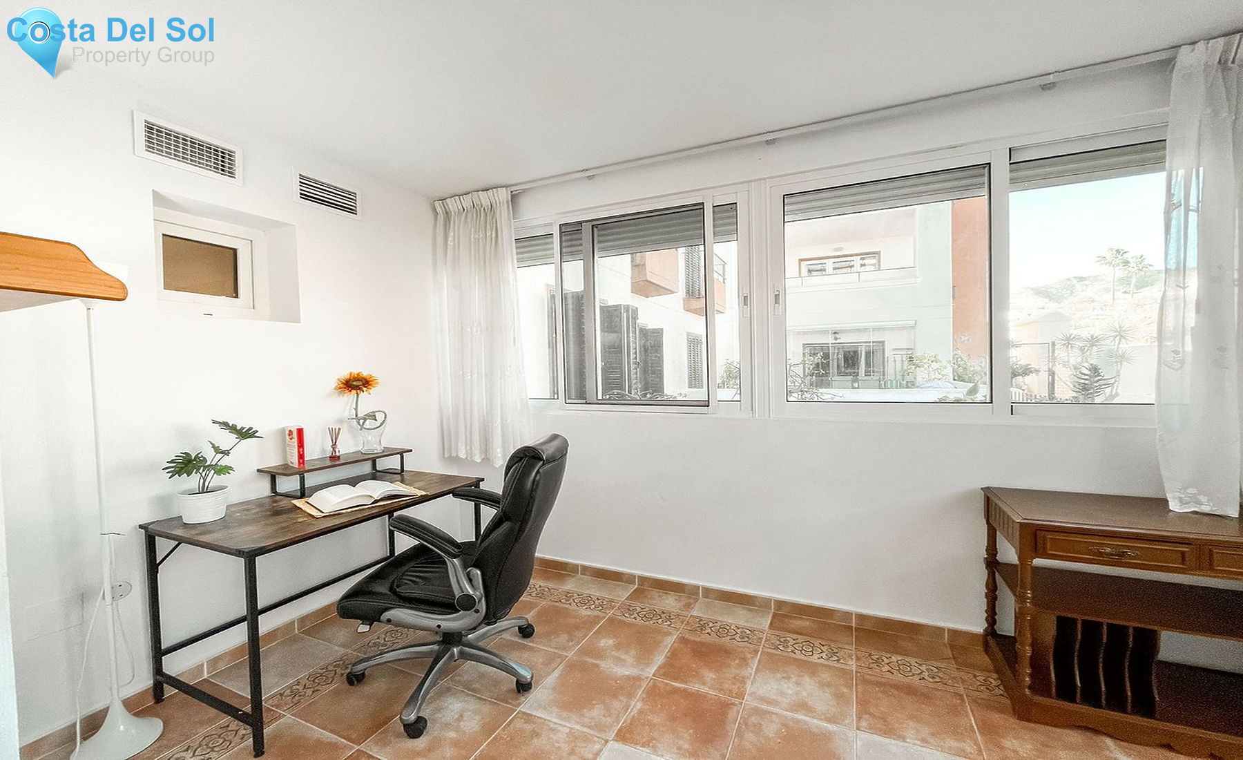 Middle Floor Apartment in Benalmadena Costa-1522207