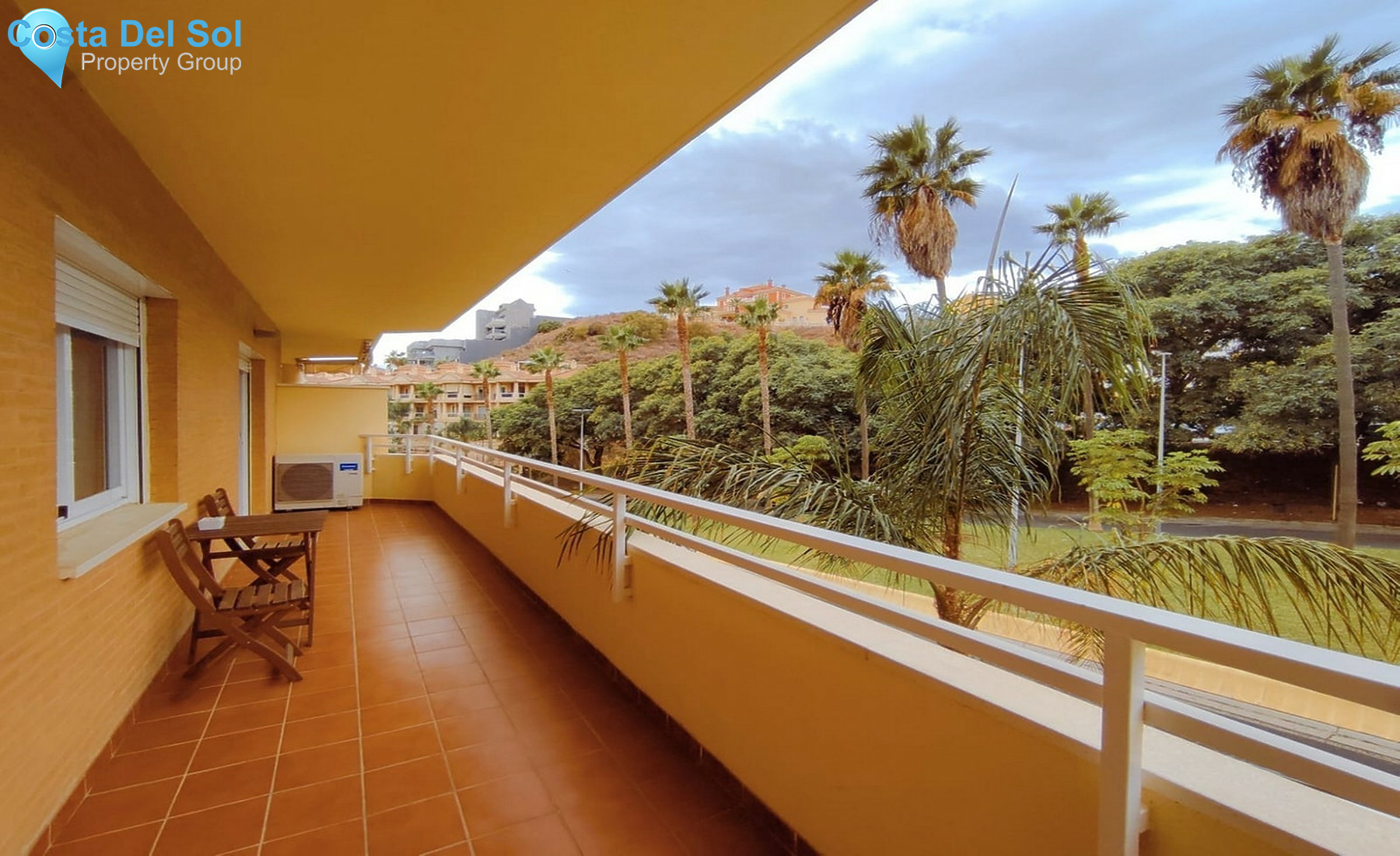 Middle Floor Apartment in Benalmadena Costa-1524654