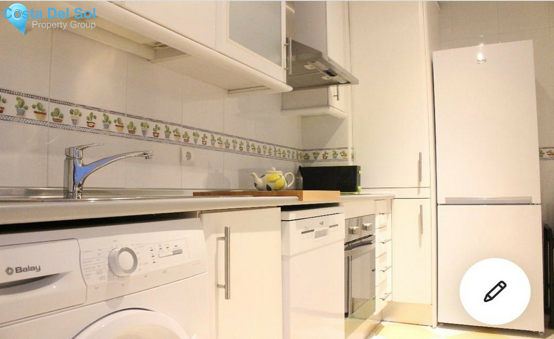 Middle Floor Apartment in Benalmadena Costa-1524666