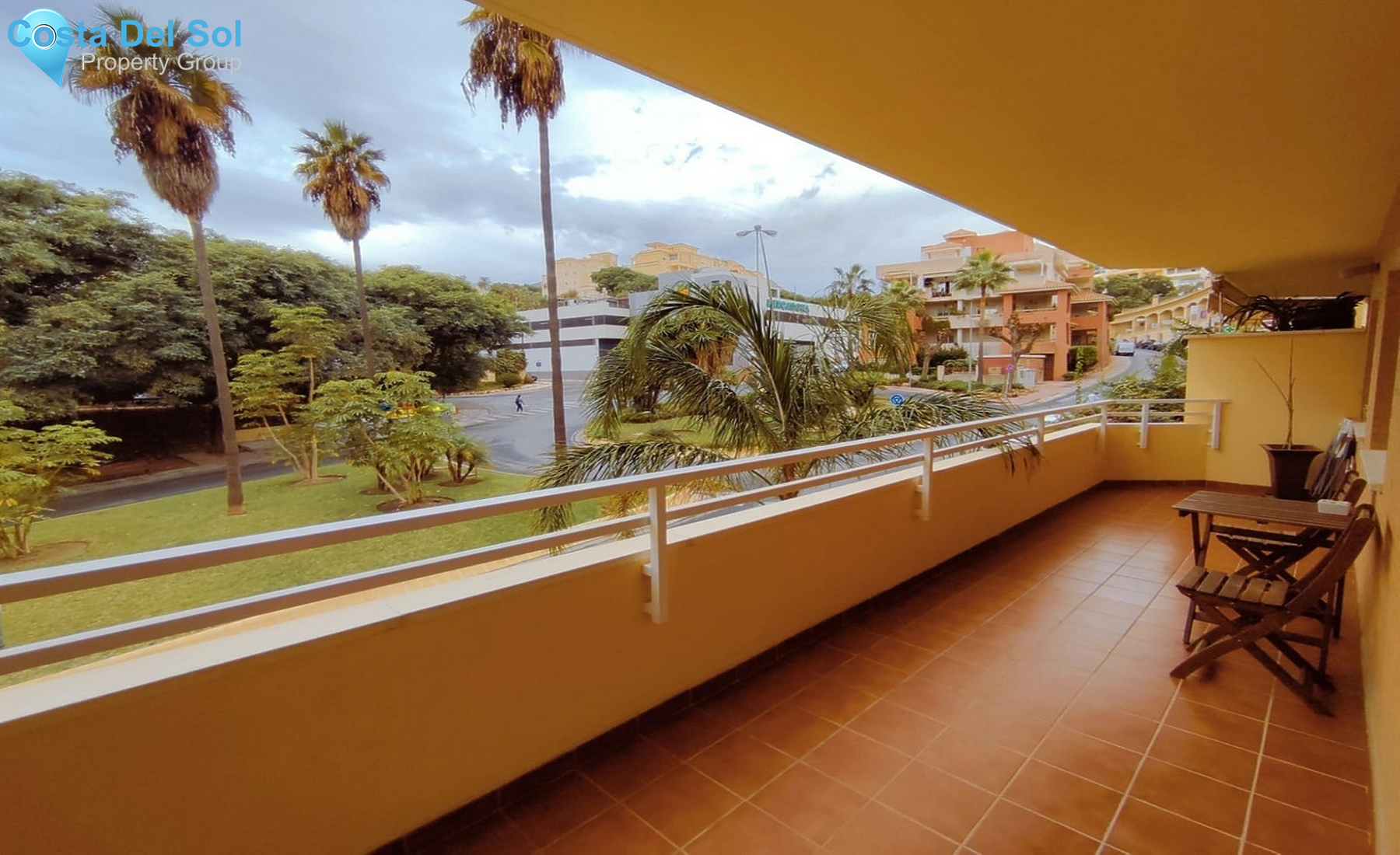 Middle Floor Apartment in Benalmadena Costa-1524667