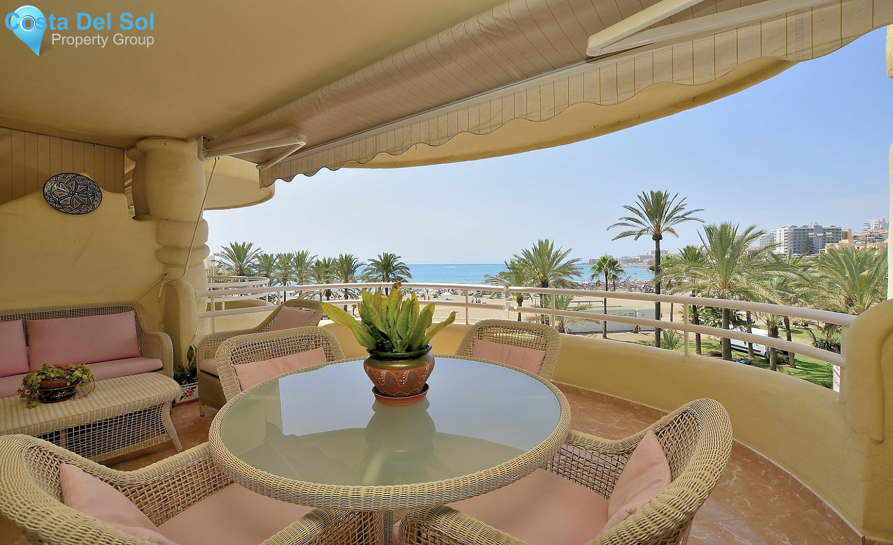 Middle Floor Apartment in Benalmadena Costa-1143896