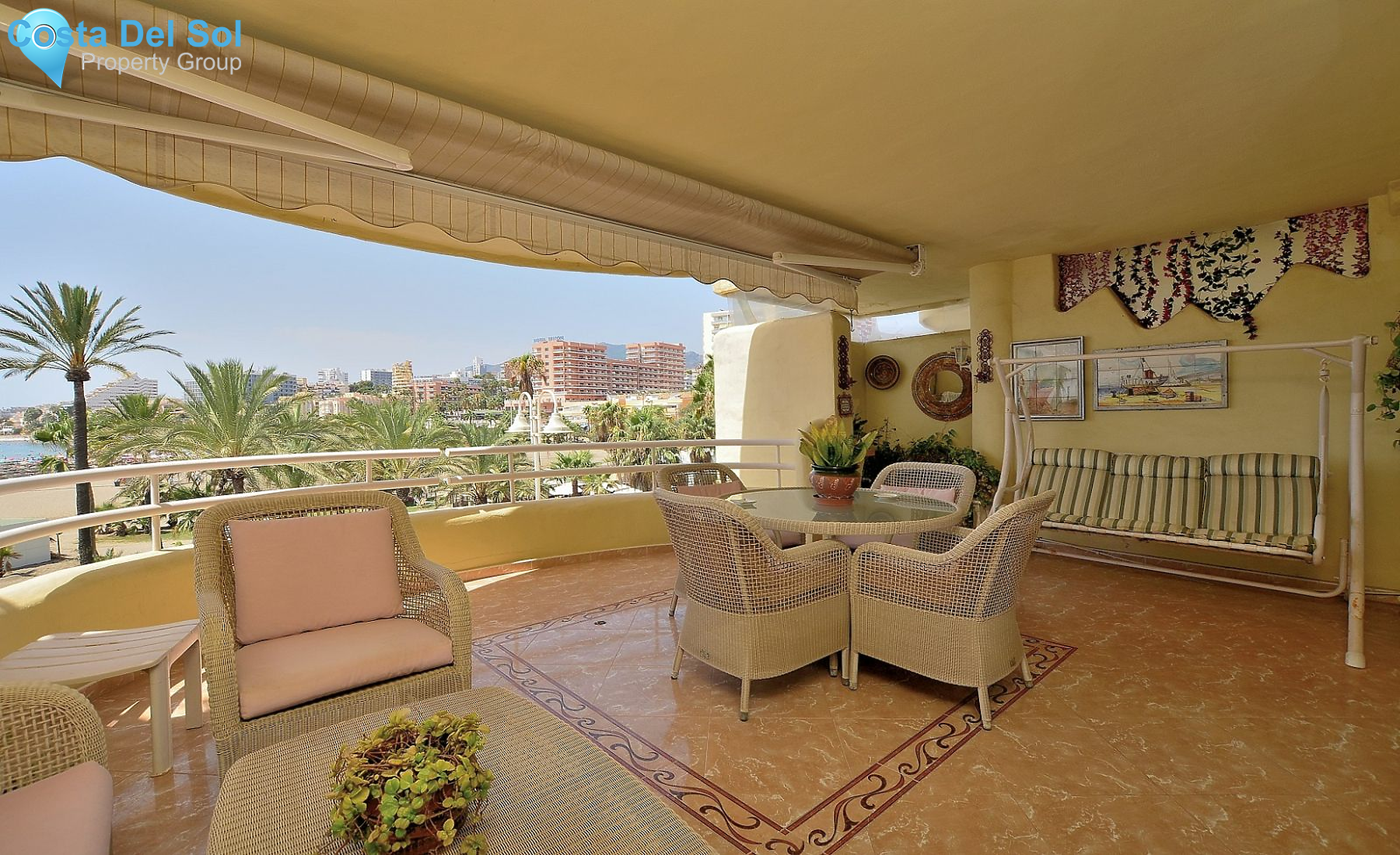 Middle Floor Apartment in Benalmadena Costa-1143897